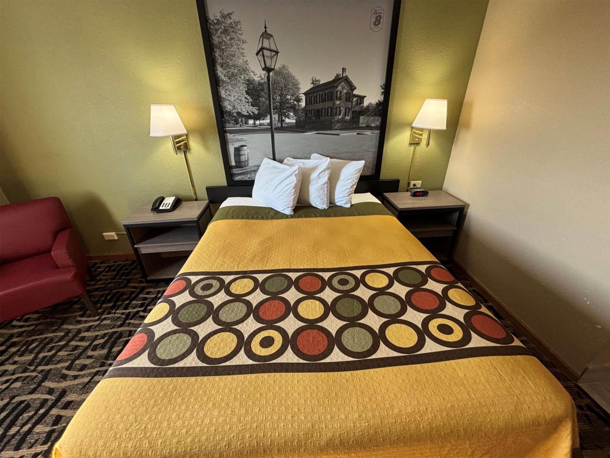 Motel Super 8 By Wyndham Mclean/Bloomington Sw Esterno foto