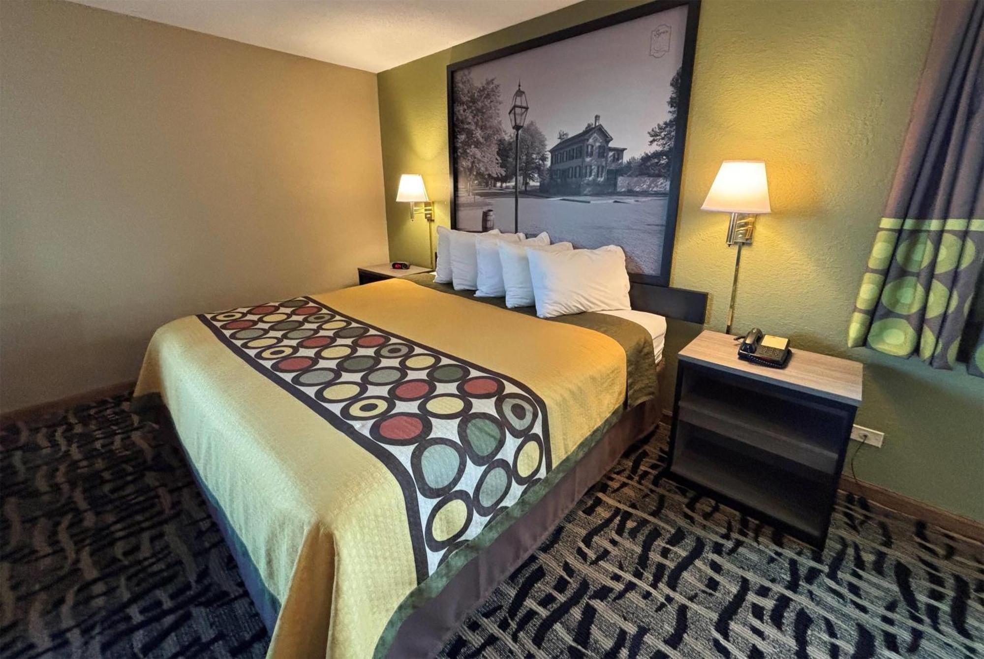 Motel Super 8 By Wyndham Mclean/Bloomington Sw Esterno foto
